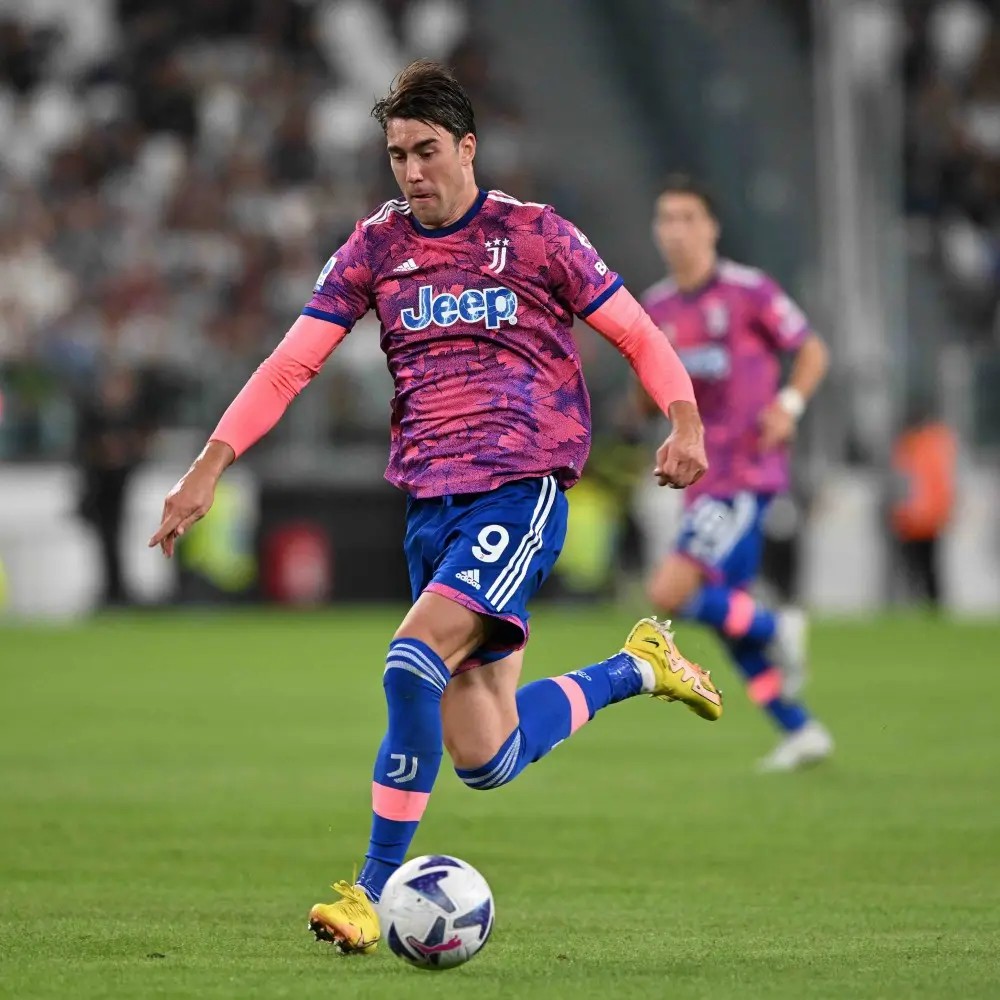 开云-浓眉哥连续三场比赛得分超过战术调整，尤文图斯挑战极限！的简单介绍