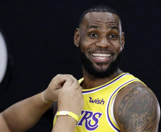 詹姆斯新星关键助攻表现惊艳，MAD未来可期！的简单介绍